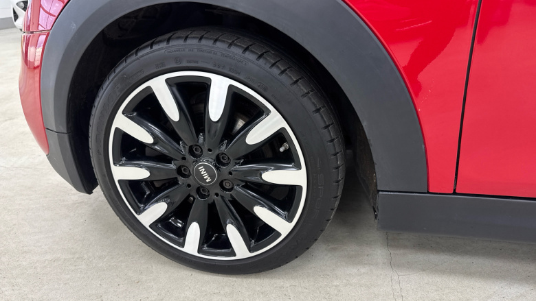 MINI Convertible 2.0 Cooper S Exclusive II 2dr Petrol Convertible